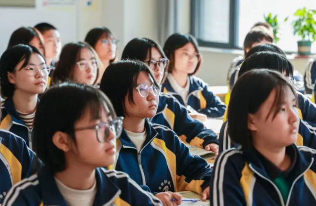 引导学生层层深化破解难题这种技能才能正在创造多维度教育价值